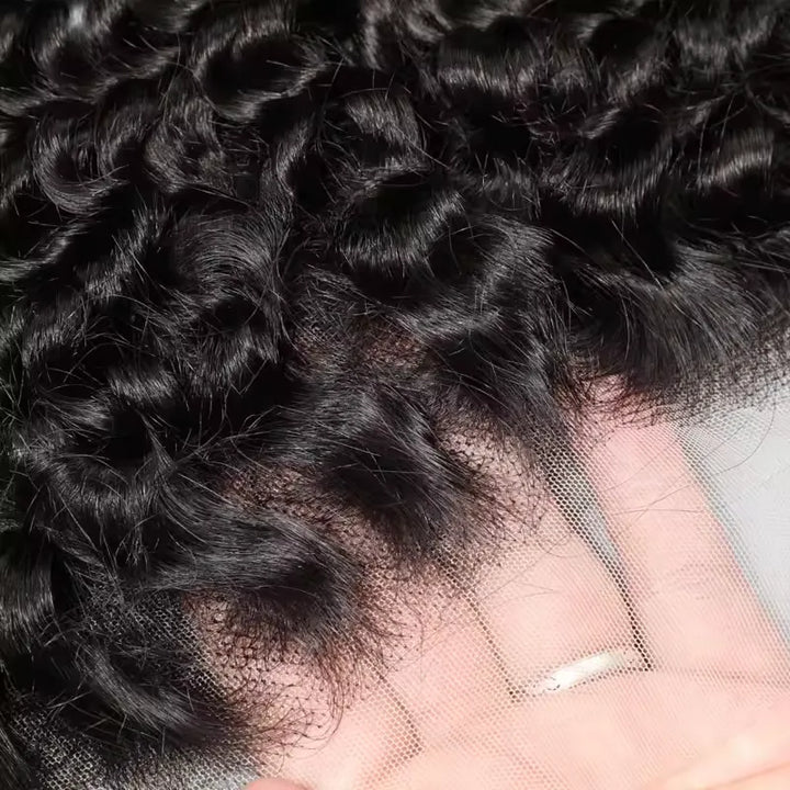 Perruques en cheveux humains ondulés profonds avec dentelle transparente 13x4 