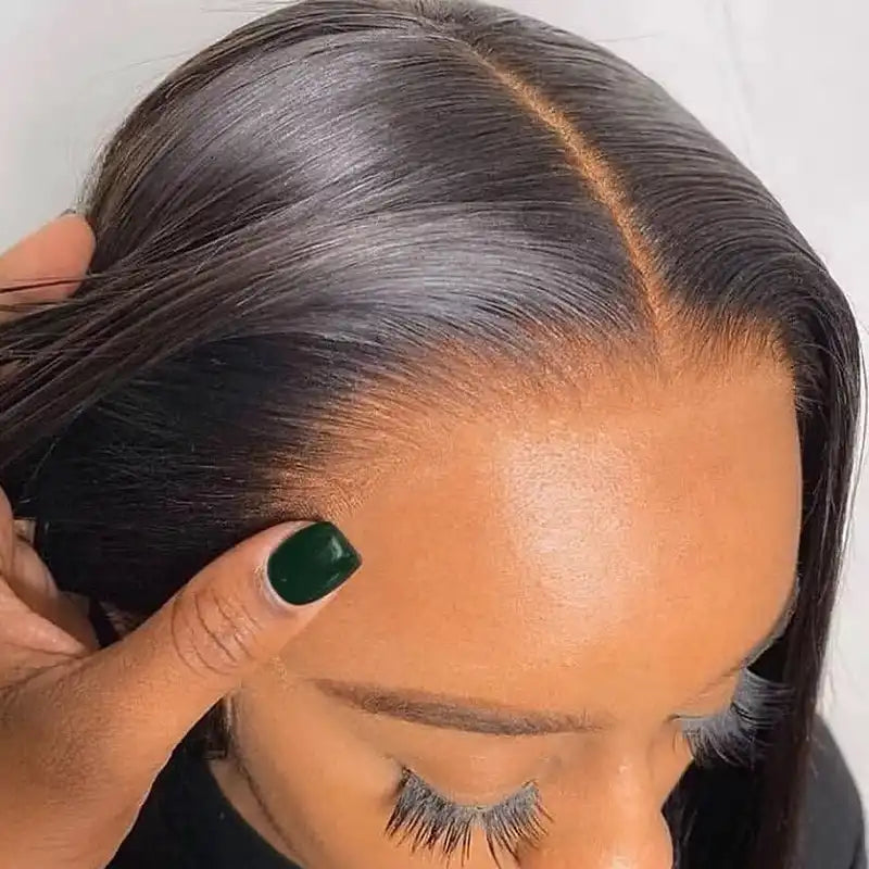 Perruque en cheveux humains lisses avec dentelle frontale transparente 13x4 