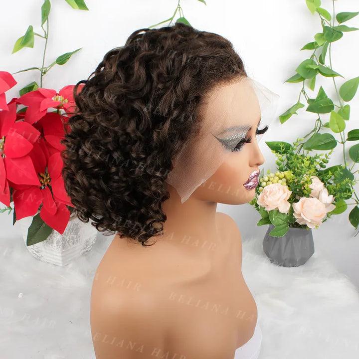 Perruque en dentelle transparente bouclée en spirale brun chocolat 13x4 avec ligne de cheveux naturelle 