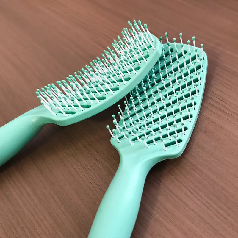 Beliana Premium Wet Hair Detangling Comb – Gentle Glide & Scalp Care